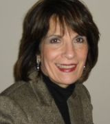 Profile picture for Carolyn Petreccia