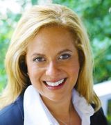 Profile picture for Jennifer Nangle
