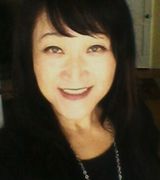 Profile picture for Lisa Lin Lampert