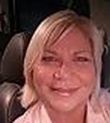 Profile picture for Liz Kreusel