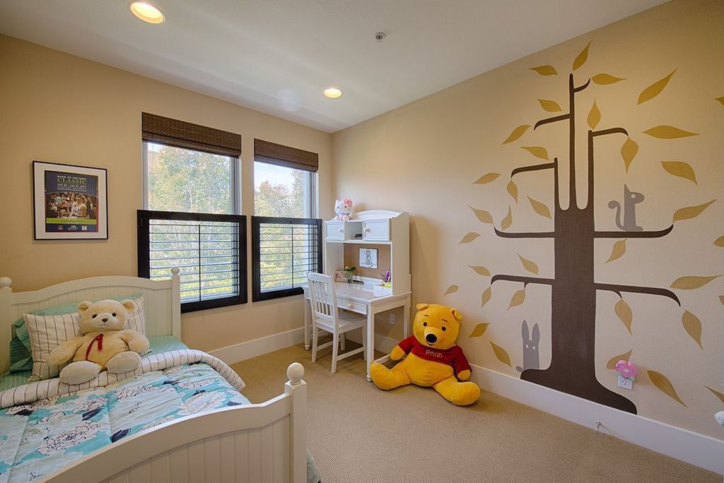 Contemporary Kids Bedroom with Mural, can lights, Carpet, no bedroom feature, Standard height, Casement, Art desk