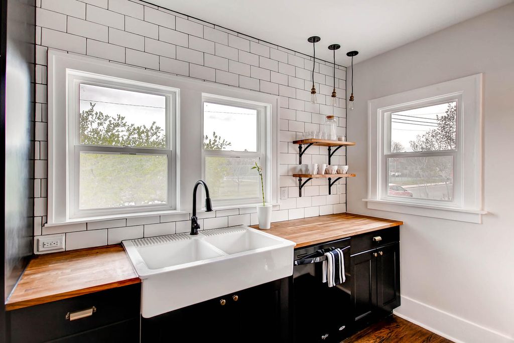 Modernize With Kitchen Wall Tiles