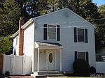 26 Glen Dr, Sound Beach, NY