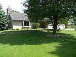 13754 Debbie Ln, Mokena, IL