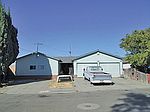 1120 Rolling Green Dr, Rio Vista, CA