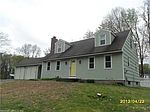 35 Edgewood Dr, Enfield, CT