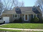12 Birchbrook Dr, Smithtown, NY