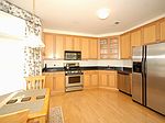 618 Kensington Ln, Livingston, NJ