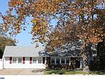 33 Quarry Rd, Levittown, PA