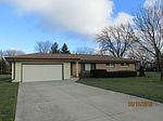 2830 Harmony Cir, Brookfield, WI