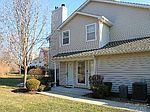 35 Thomas Ln, Setauket, NY