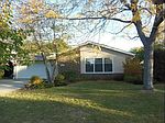 4460 Skylark Ln, Greendale, WI