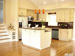476 Commack Rd, Commack, NY