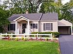 1421 S 5th St, Saint Charles, IL
