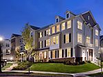 9 Eisenhower Ln, Wood-ridge, NJ