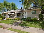 851 5th Ave S, South St Paul, MN
