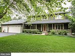 585 Prairie Cir W, Eagan, MN