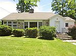 5 Ridge Ln, Mahopac, NY