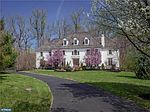 45 Harrison Dr, Newtown Square, PA