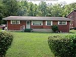 412 Blake Rd, Nitro, WV