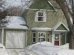 1111 Pond Point Rd, Woodstock, IL