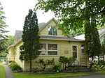 1118 Cottonwood St, Grand Forks, ND