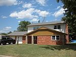 3316 Fairway Dr, Moore, OK