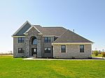 Red Oak Dr - sign in for details