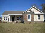 21 Marys Ln SE, Moultrie, GA