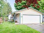 140 E Fairfield St, Gladstone, OR