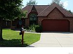 123 Bradfield Dr, East Amherst, NY