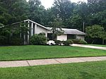 6871 Drexel Dr, Seven Hills, OH