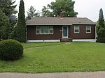 630 Miller Ave, Grove City, PA