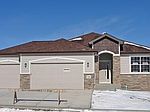 7242 Royal Country Down Dr, Windsor, CO