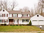 13 Whittier Dr, Morganville, NJ