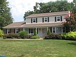 2546 Damian Dr, Hatboro, PA