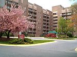 18700 Walkers Choice Rd, Gaithersburg, MD