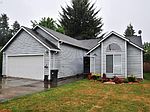 2520 E St, Hubbard, OR