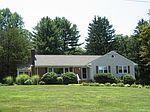 47 Old Stonehouse Dr, Bedminster, NJ