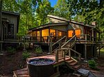 426 Peregrine Ridge Rd, Victor, WV