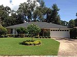7020 Firethorn Dr, Beaumont, TX