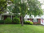 127 Makefield Rd, Yardley, PA