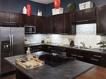 1836 W Davis St, Dallas, TX