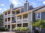 11800 Lake Falls Dr, Chester, VA