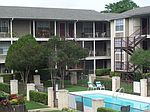 2101 W Anderson Ln, Austin, TX