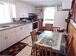 72 Oakwood Rd, Niantic, CT