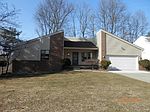 7524 Watford Dr, West Bloomfield, MI