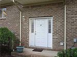 37 Marina View Dr, Sewaren, NJ