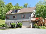 325 Houchins Rd, Camp Creek, WV