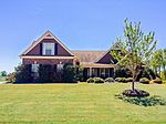 260 Village Dr, Jefferson, GA